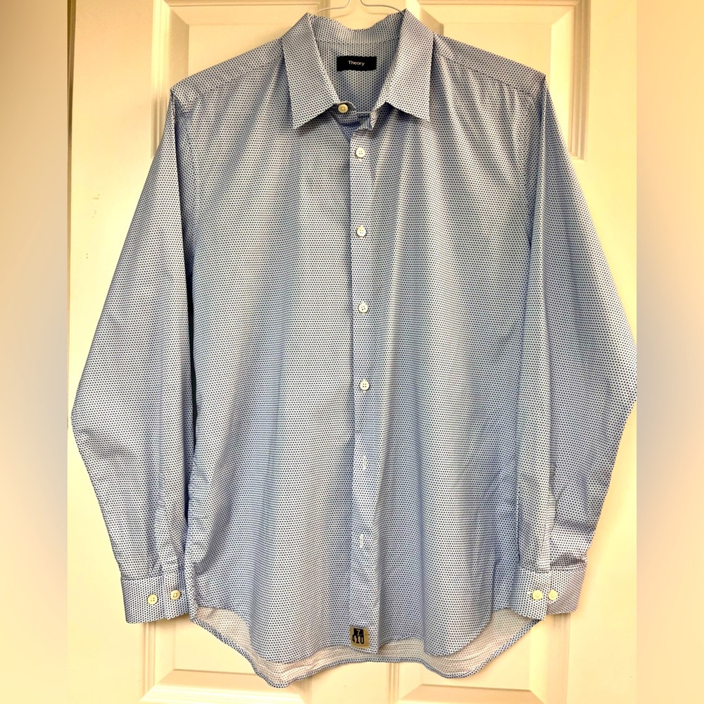 Theory size L men’s dress shirt. Amazing quality and barely worn.